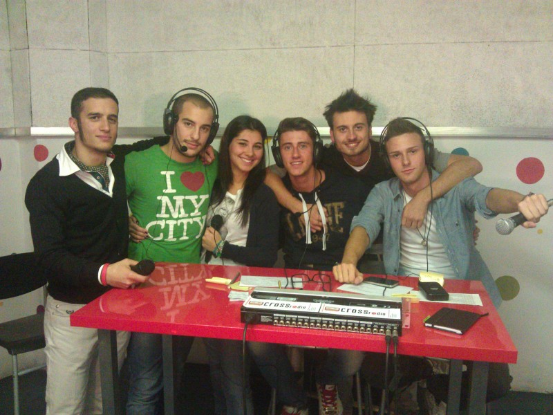 Decibel Reghe Camu